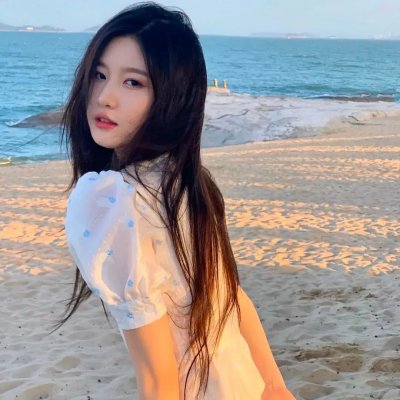金发奇女